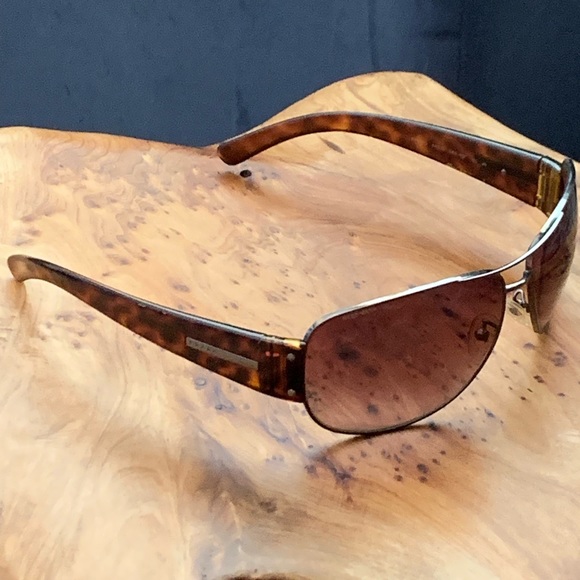 Prada Oversized Aviator Sunglasses - Picture 8 of 8